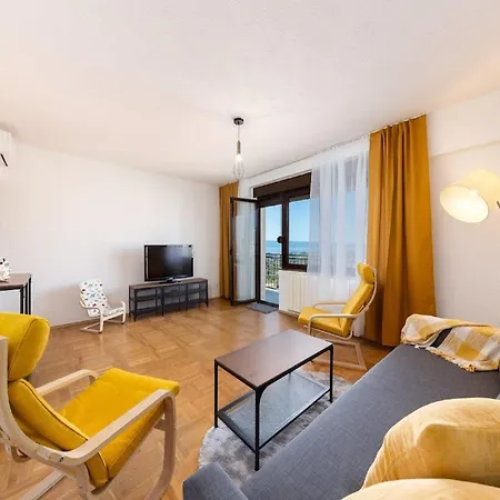Bella Dalia - Two Bedroom With Balcony And Sea View アパート